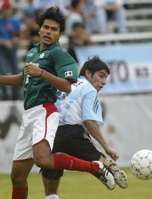 A pesar de que México perdió 4-.3 ante Argentina logró avanzar a la siguiente fase del partido