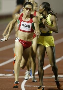 Sólo 16 centésimas de segundo separaron a Ana Gabriela Guevara de conducir el relevo mexicano 4x400 a conquistar de la medalla de bronce, la cual fue para Brasil en los Juegos Panamericanos Santo Domingo 2003.