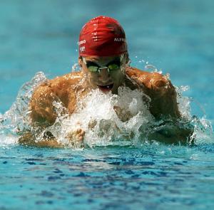 El mexicano Alfredo Jacobo calificó a la final de los cien metros pecho, mientras que Javier Díaz y Alejandro Siqueiros pasaron a la final B de los cien metros libres del torneo de natación de los Juegos Panamericanos.