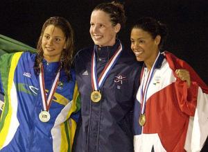 Kara Joyce de EU obtuvo la medalla de oro en los 50 metros de nado libre, la plata perteneció a la brasileña Flavia Delaroli y el bronce fue para Eileen Coparropa de Panama.
