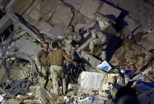 Sin embargo, al menos una decena de los fallecidos pueden ser funcionarios del organismo mundial, que por primera vez ha sido objetivo de un atentado en Bagdad, donde el pasado día 7 otra explosión causó diecisiete muertos en la embajada de Jordania