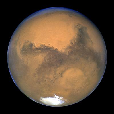 Ahora, 60.000 años después, miles de personas de todo el mundo pudieron usar un amplio abanico de equipos ópticos y digitales de tecnología avanzada para observar al 'Planeta Rojo'.