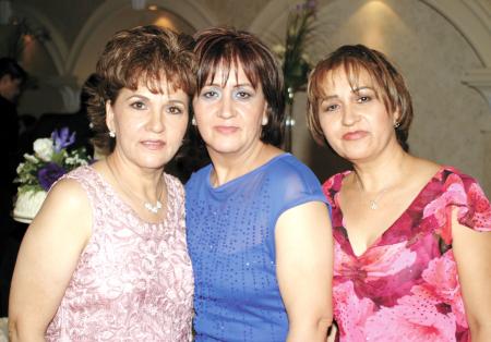 Dolores Suárez de Suárez, Enriqueta Suárez y Bertha Suárez.
