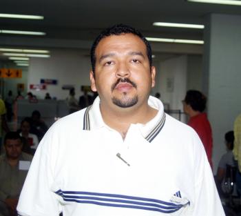  06 de septiembre 

Fernando Martínez se trasladó a la capital del país para atender asuntos de trabajo.