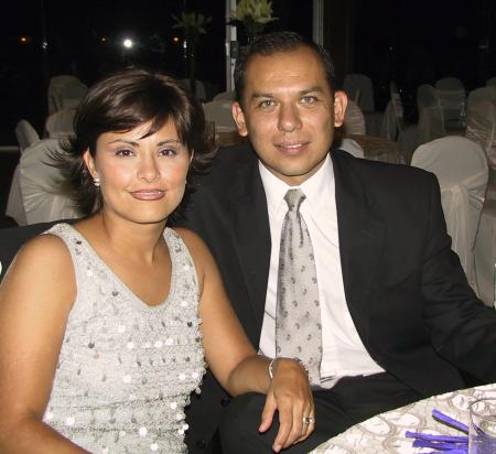 Patricia Gurza de Cabello y Alejandro Cabello.