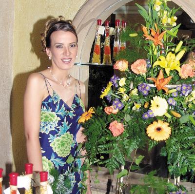  10 de septiembre 

Una primera despedida de soltera le ofrecieron a María del Pilar Cabarga Zorilla.