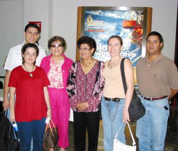  14 de septiembre 

Juana María Enríquez, Martín Arerola y Asunción de Enríquez viajaron a Tijuana, los despidieron Pity de Castro y Matha de Arreola.