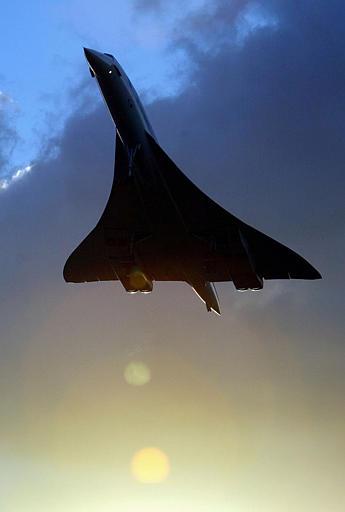 Tras este accidente, los Concorde dejaron de volar para analizar las causas y el estado de todos los aparatos y, después de ser sometidos a varias mejoras técnicas, reanudaron sus vuelos el 7 de noviembre de 2001.