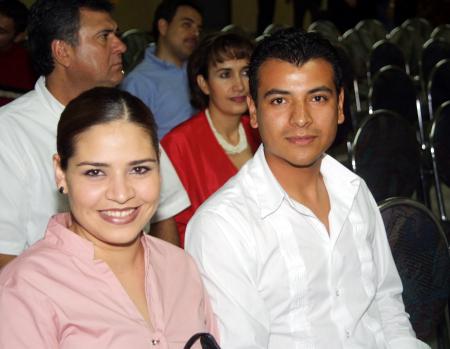 María de los Ángeles Burciaga y Luis Manuel Canales Aguilar.
