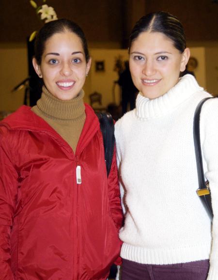 Alejandra Martínez y Daniela Valencia.
