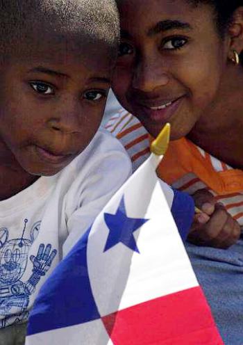 Ese tratado, Hay-Buneau Varilla, no fue visto con buenos ojos por los líderes de la nueva república, ya que daba amplios derechos a Estados Unidos y facultades para intervenir en el istmo.