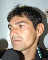 “En el gol del triunfo no había órdenes de agregarme al ataque, pero me ganó el ímpetu y el deseo que tenía de ganar, afortunadamente nos salió la jugada y estamos felices por el panorama que se avecina, lamentablemente no voy a estar, porque voy a la selección paraguaya, pero moralmente los apoyaré desde lejos y confío en estar de regreso contra Toluca para buscar la clasificación”.
 Denis Caniza, lateral santista.