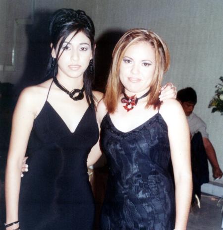 Lizeth Herrera Hernández y Perla Selene Cháirez.