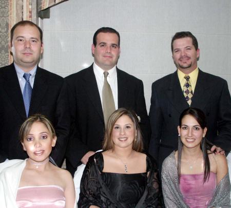  13 de diciembre  
Juan Carlos Menéndez y Ana Cristina de Menéndez; José Martín Pérez y Selina de Pérez; Fernando Jalife e Iliana de Jalife.