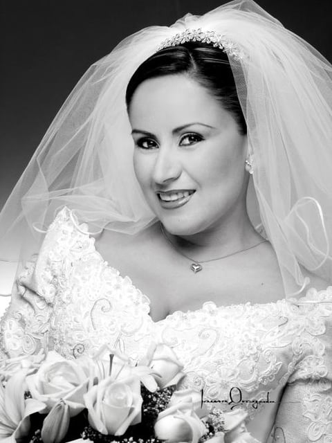 Srita. Yadira Vanessa Valdez Rodríguez el día de su enlace nupcial con el Sr. Esteban de Jesús Íñiguez Castruita.

Estudio: Laura Grageda