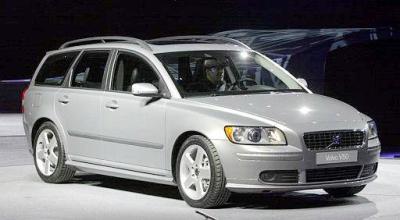 
El Volvo S50 fue develado en el salón del auto en Detroit.