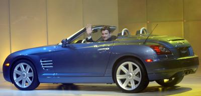 El otro vehículo que la  Chrysler presentó fue Crossfire Roadster 2005.