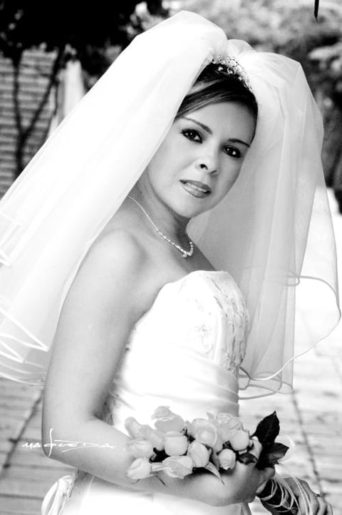 Srita. Silvia Patricia Garay Contreras el día de su enlace nupcial con el Sr. Erik Ludwing Cano Robledo.

Estudio Carlos Maqueda