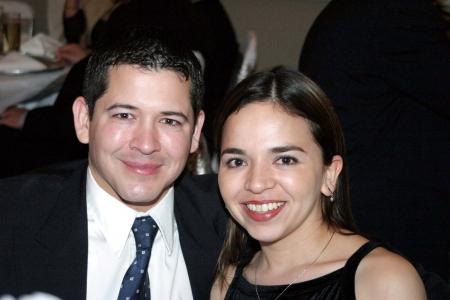 Leobardo Velázquez Arena y Aracely Torres Saldaña en una agradable velada.