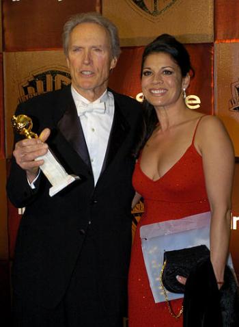 Sean Penn fue le ganador al Mejor Actor Dramático por la película Mystic Rivers, pero al no asistir a la ceremonia Clint Eastwood, director de ésta recogió su premio.