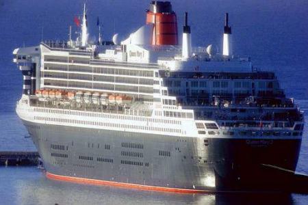 Ocho de los 14 puertos de aguas profundas del estado son utilizados por los cruceros, mientras que diez líneas de estas embarcaciones de lujo tienen oficinas administrativas en el estado.