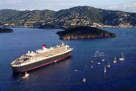 'Es para mí un honor dar la bienvenida a tierra firme de Estados Unidos', dijo el gobernador Bush. 'Florida ha desarrollado una magnífica relación con la industria de los cruceros y su incorporación a las rutas del Queen Mary 2 simboliza que nuestro estado continúa siendo líder en esa industria', añadió.