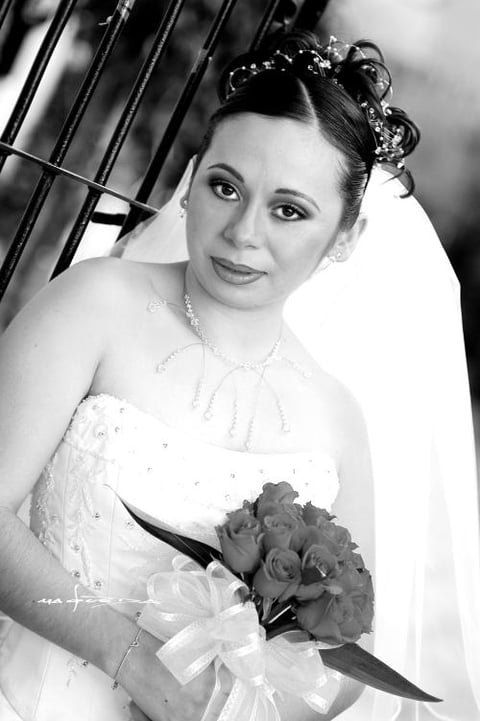 Srita. Anel Serrano Villarreal el día de su enlace nupcial con el Sr. Lucio Rodríguez Sifuentes.

 Estudio Maqueda