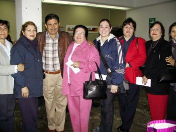  24  de enero 
Lory Pi, Malena Chata y Dulce Padilla retornaron a la ciudad de Tijuana; las despidió la familia Hernández Padilla.
