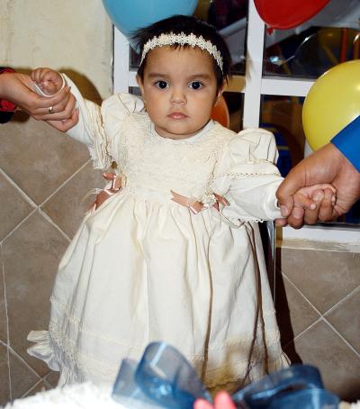  27 de enero  
La pequeña Michelle Elizabeth Gurrola Palomo fue festejada con una divertida fiesta infantil, con motivo de su primer año de vida.