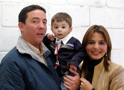 Mauricio de la Garza festejó su segundo cumpleaños con un divertido convivio organizado por sus papás.