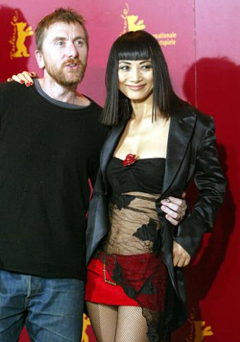 Tim Roth y la actriz china Bai Ling, se mostraron muy accesibles durante la conferencia de prensa de su nueva película.