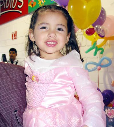 Melissa Aranda festejo su cumpleñaos en fechas pasadas con una divertida fiesta infantil.
