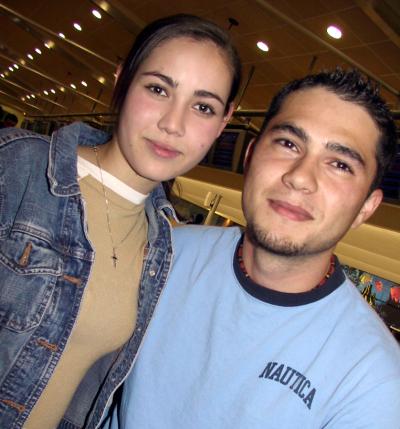 Alejandro Castañeda y Daniela Martínez.