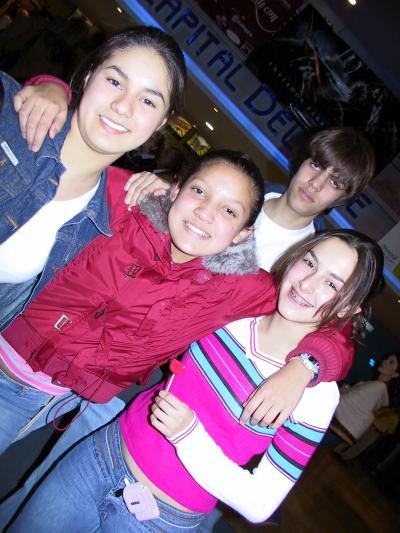 Cristina Salado, Cinthia Fematt, Ana Isabel Tagle y Raúl Vargas
