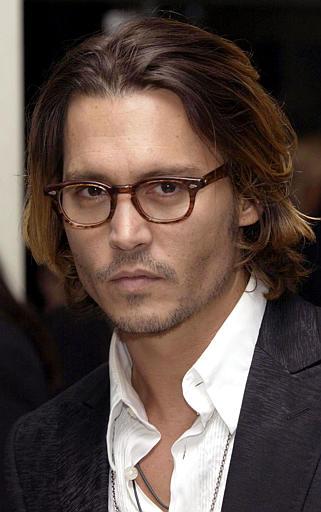 El actor Johnny Depp fue uno los invitados a los premios BAFTA.