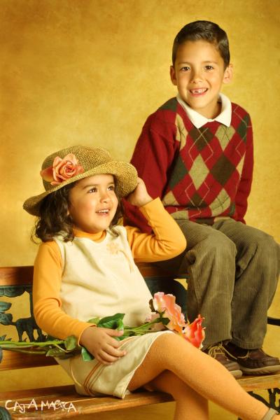14 de febrero
Lourdes María y Alejandro José González Rebollo.- Estudio Caja Mágica
