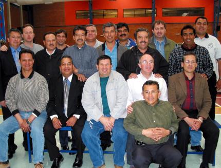 Ramón, Antonio, Federico, Gustavo, José Carlos, José Ángel, José Antonio, Benito, Rómulo, Salvador, Jesús José, Carlos, José de Jesús, Irineo, Juan José, Alejandro, Ricardo y Luis ex alumnos del IFL.