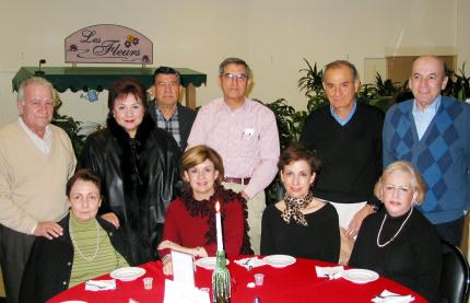 Adolfo Rodríguez y Sra., Fernando Murra y Sra., Eduardo Murra y Sra., Jesús Ruiz y Sra., Rigoberto Murra y Sra..