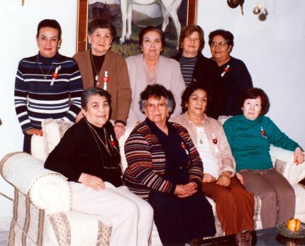 Damas integrantes del Club Blanco y Negro celebraron en días pasados su 40 aniversario.