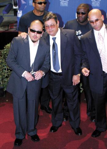 En el género de regional mexicana, Kumbia Kings, dirigido por A.B. Quintanilla, hermano de la asesinada cantante Selena, logró los premios al Mejor Grupo o Dúo y a la Canción del Año por No Tengo Dinero, inspirada en el tema de Juan Gabriel.