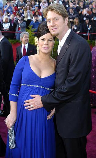 La embarazada de este año fue Marcia Gay Harden.