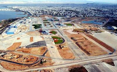 Esta imagen muestra una vista aérea del Complejo Olímpico de Hellenikon.