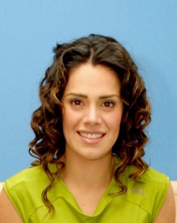 La cantante, actriz y conductora Luz Elena González se mostrará tal cual es durante su encierro de 8 semanas.