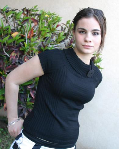 Christianne Reed

Colegio: Alpes

Grado: Segundo de secundaria

Edad: 15 años