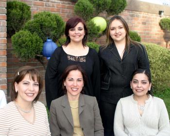 Píldora García, Cecy Verano, Claudia Aguiñaga, Gaby Ramos y Karla Barreda.