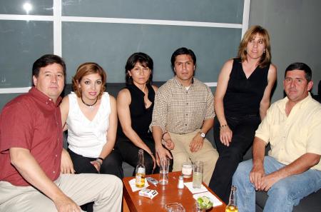  04 de abril  
Miguel y Griselda  Casale, Gerardo y Lucía Barraza, Manuel y Meli Martínez.