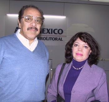 José Ángel Ortiz fue despedido por María de los AÁngeles de Ortiz, antes de viajar al DF.