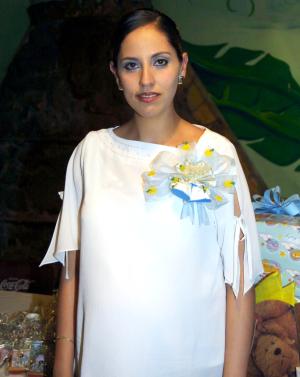 Karla Judith Tello de Mata espera el nacimiento de su primer bebé, para el próximo mes de mayo.