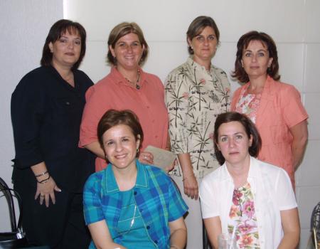  25 de abril  
Tere Belausteguigoitia, Alejandra Larringa, Marina Fernández, Deli Calleja, Mary Carmen Sesma y Nena Fernández.