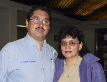 Francisco Hernández fue despedido por Lidia Espinoza, antes de viajar a Tijuana.